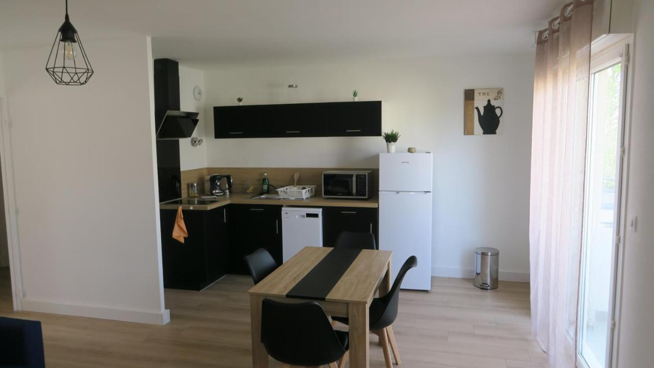 Appartement Chaleureux Et Elegant En Residence. Labastidette Ngoại thất bức ảnh